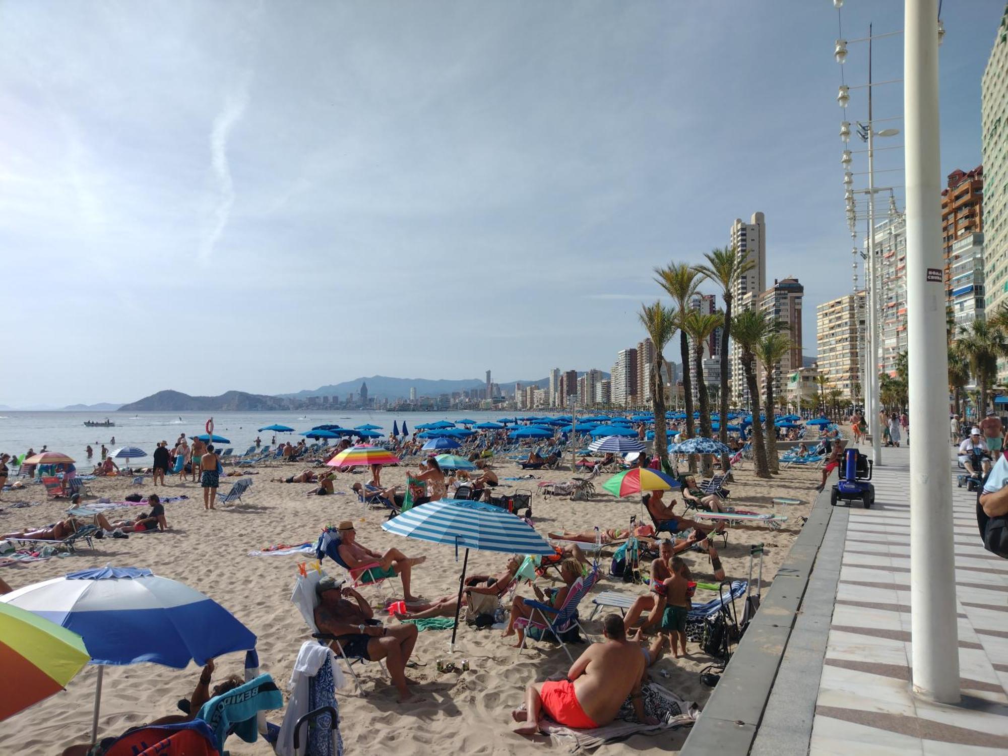 Living Benidorm. Playa Levante ภายนอก รูปภาพ